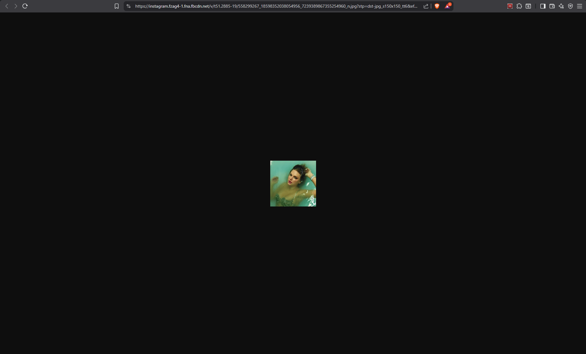 Small thumbnail-sized Instagram profile picture opened in new tab